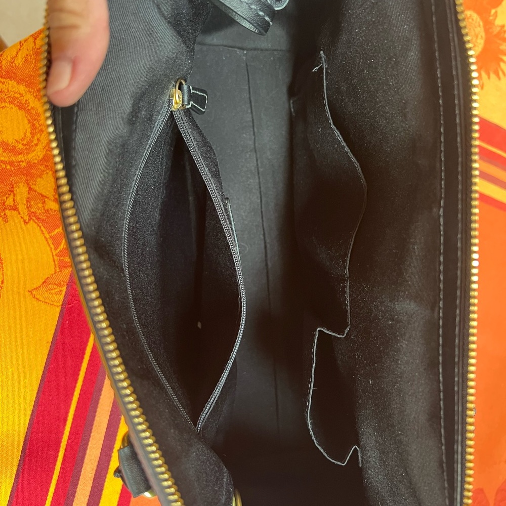 Coach satchel - Picture 11 of 16